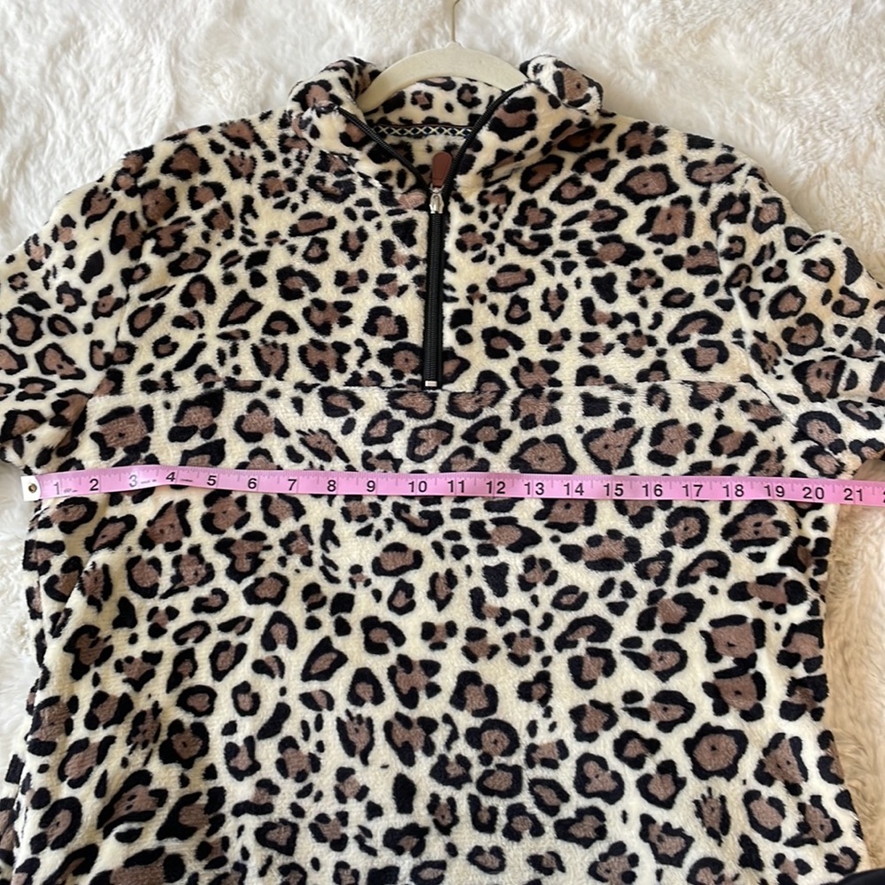 Leopard print pullover - Picture 8 of 9